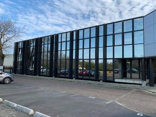 fl-adhesiveur-poseur-exterieur-visseiche